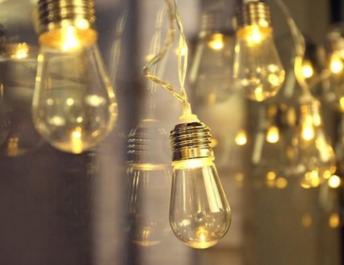 LED-Lichterkette im nostalgischen Edison-Glühbirnen-Stil